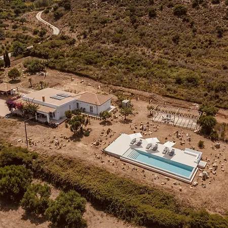Hotel Aionia In Lepeda 3*