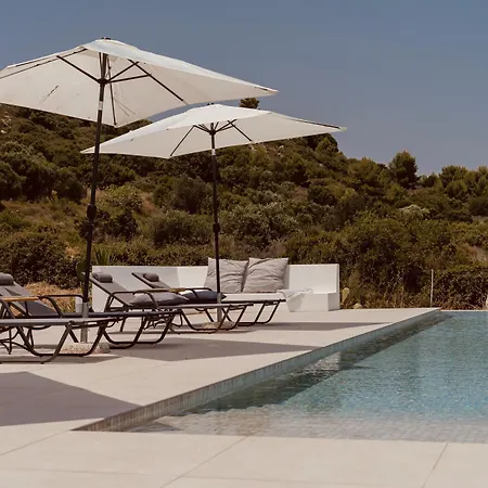 Hotel Aionia In Lepeda 3*