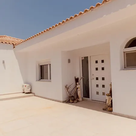 Hotel Aionia In Lepeda